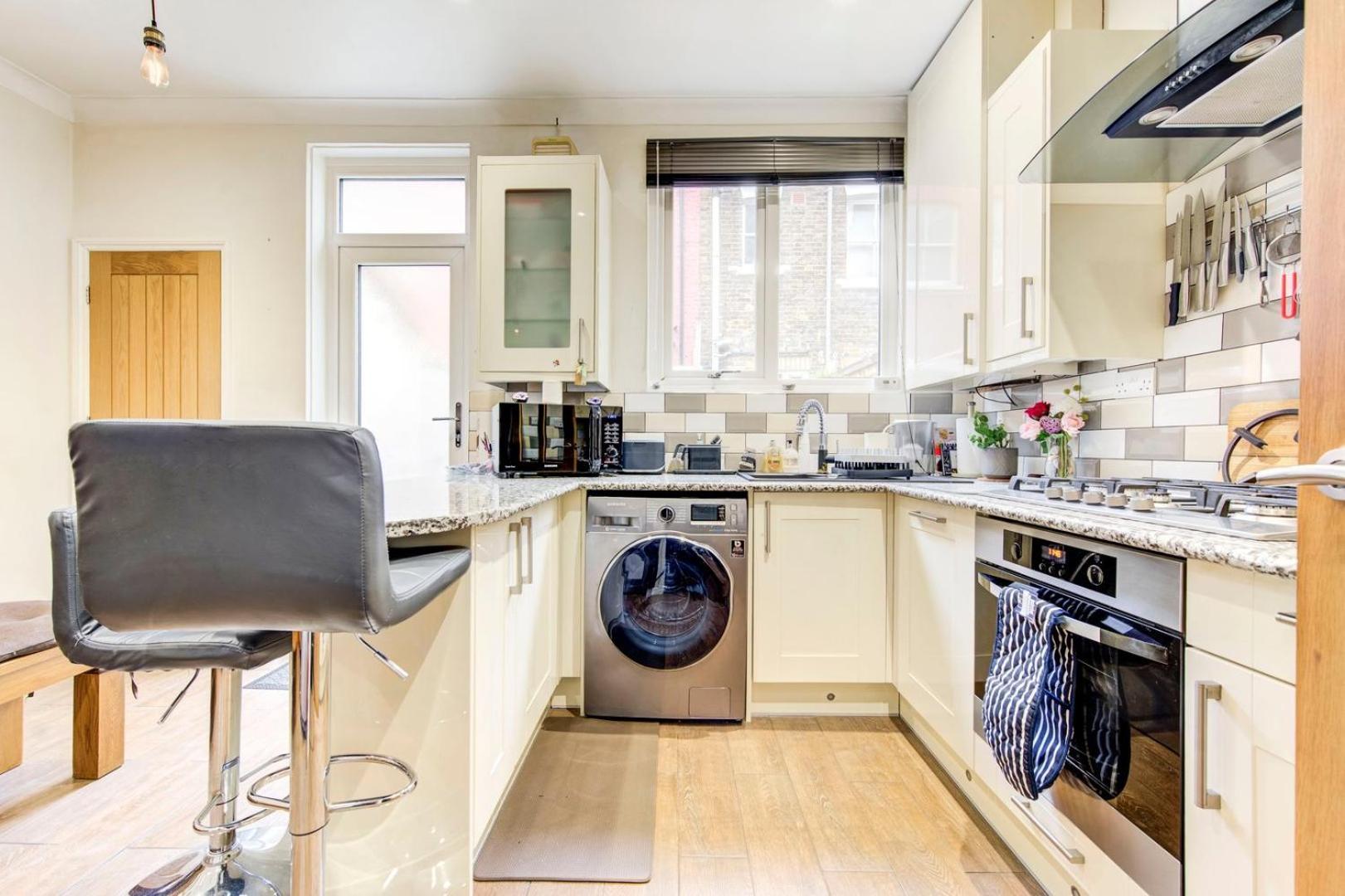 Guestready - Tranquility Near Shepherd'S Bush ลอนดอน ภายนอก รูปภาพ